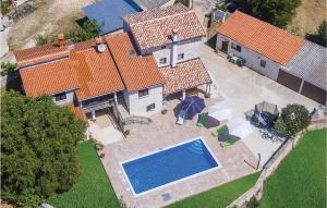 Nice Home In Svetvincenat With 3 Bedrooms, Wifi And Outdoor Swimming Pool