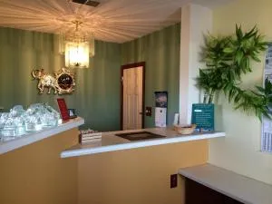 Super 7 Motel - Eldon