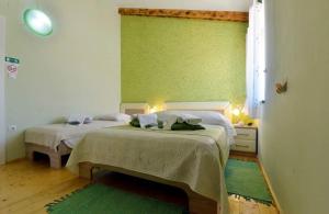 Rooms Stanza Diniano - with pool