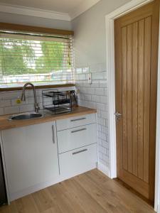 Modern 3 Bed Chalet - 264 Belle Aire Holiday Park