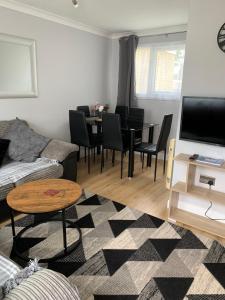 Modern 3 Bed Chalet - 264 Belle Aire Holiday Park