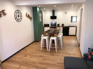 Au pied de la plage - 埃斯卡勒