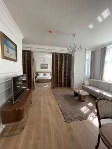 FELIX KANITZ Apartments - in the heart of Kapana district