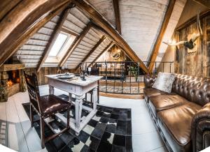 RESORT KOVÁRNA - Frýdštejn - stylové ubytování, luxusní wellness, zážitková restaurace