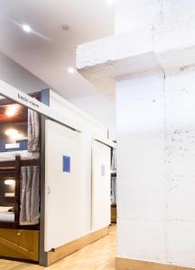 Twin Room with Private Bathroom room in Ant Hostel Barcelona