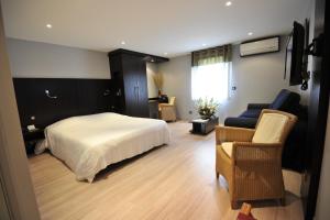 Hotels Logis Cottage Hotel : photos des chambres