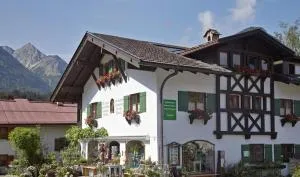 Haus Brutscher - Monika Haas - Hinterstein
