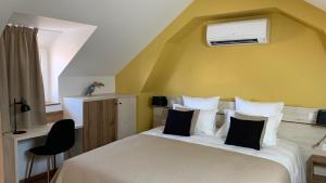 Hotels L'Hostellerie d'Acquigny : photos des chambres