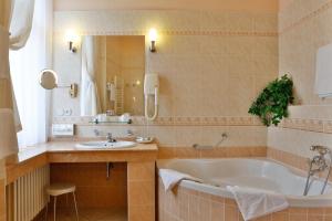 Standard Suite room in Kolonada