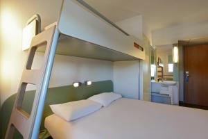 Hotels ibis budget Lyon Est Chaponnay : photos des chambres