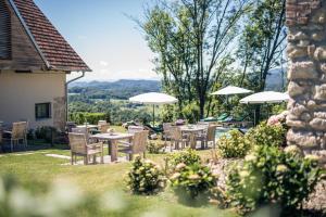 Winzarei Ciringa Menhard