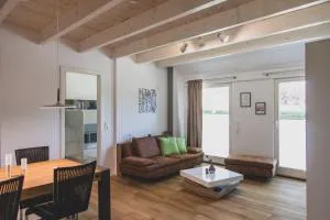 Gulfhof Boomgaarden Boomgaarden 10 Gerjet - Upleward