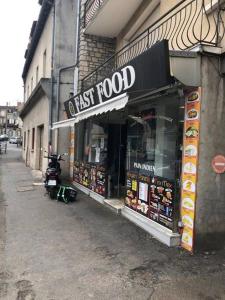 Appartements Logement a Brive - proche de la gare et du centre ville - Climatisation - fibre internet - stationnements gratuits : photos des chambres
