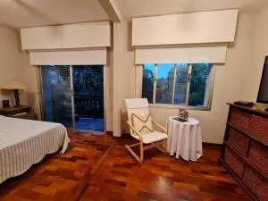 Hermosa habitación en apartamento en Carrasco - Comparte Apartamento conmigo - Colonia Nicolich