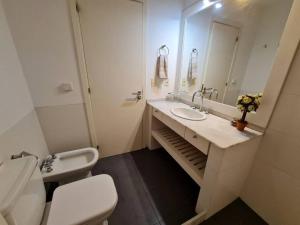 Hermosa habitación en apartamento en Carrasco - Comparte Apartamento conmigo