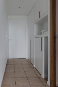 Appartements bnbgones - PORTE DE LYON DARDILLY LE PROVENCAL - PARKING WIFI CALME VUE DEGAGEE : photos des chambres