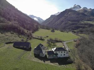 Maisons de vacances Aux d'Estaing Croises, Gite de montagne accessible a tous : photos des chambres