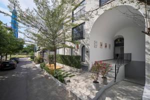 M Village Living Trần Não