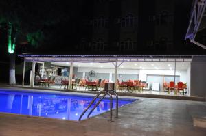 Anita Kemer Noch Hotel -Inclusive