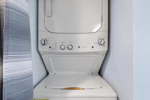 Breathtaking Oceanfront Views - Atlantica Towers Condo