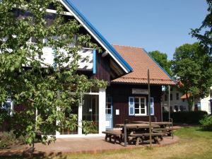 Aika - Penziony, Nida