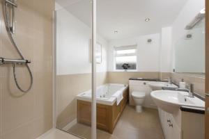 Lodge 40 - Resort & Spa & Hot Tub & Free Wi-Fi