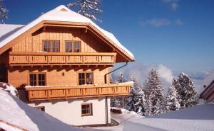 Almhaus Karantanien - 3hvězdičkové hotely ve městě Hochrindl