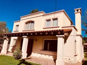 Descanso y Experiencias Únicas en Chacras - 卢汉德库约