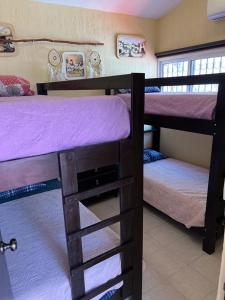 Casa KIRICHNA cerca de centro comercial Y AIRPORT