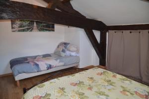 B&B / Chambres d'hotes LA GRANDE JAOUGUE : Chambre Deluxe (2 Adultes + 1 Enfant)