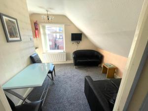 2 Bedroom Holiday Apartment Skegness - Flat 17