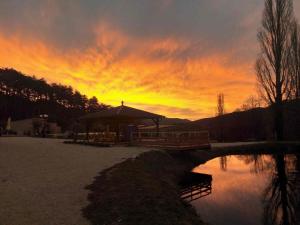 Lodges Les Chalets de Saint Maurice (Dieulefit) : photos des chambres
