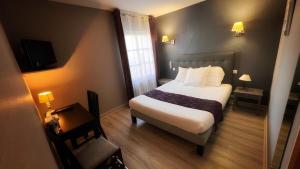 Hotels Hotel des Voyageurs : photos des chambres