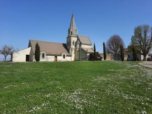 Maisons de vacances Maison chaleureuse-Grand jardin-Proche Saumur : Maison 3 Chambres