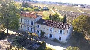B&B / Chambres d'hotes La Gomerie Chambres d'Hotes : photos des chambres