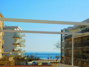 GMID IMMO Apartamento con gran terraza con vistas al mar en Roses