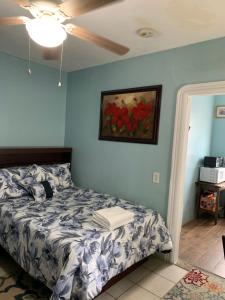 Cozy Private 1BR, Well Appointed, Near Providence, MA, RI Line, Easy Access to I-95