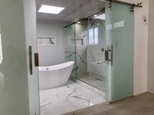 Penthouse - Vista Hermosa Apartments