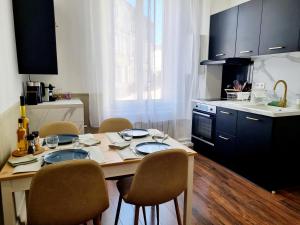 Appartements Meubles du chene vert, coeur de Jarnac : photos des chambres