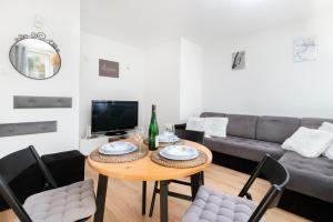 Szeroka Apartment Old Town by Renters