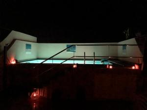 Atico con piscina privada a 100m del mar