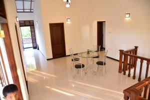 lipsa cottage