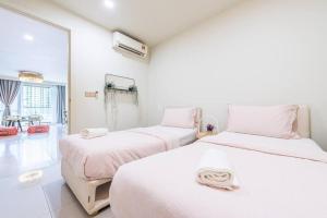 2min walk to Lot 10, 5 min to Pavillion 2BR 8-2 WIFI 100mbps