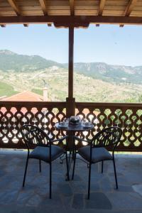La Petri Studios with Fireplace & View Epirus Greece