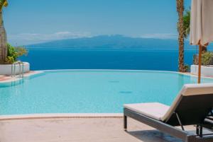 2 Bdr Suite Sea View