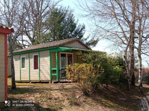 Villages vacances Les Chalets d'Argentouleau : Chalet 2 Chambres Standard