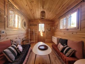 Chalets Roulottes & SPA du pont des charrettes : photos des chambres