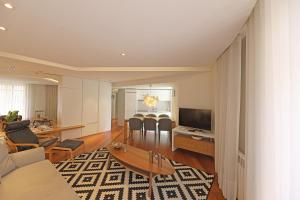 FLH Sá da Bandeira Modern Apartment