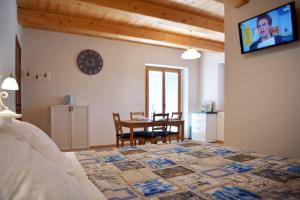 Casa Montefiore 13 Iris LT nella tranquilla campagna Marchigiana