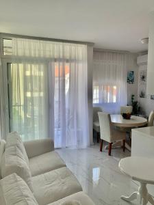 Apartment Lena, Budva Centar
